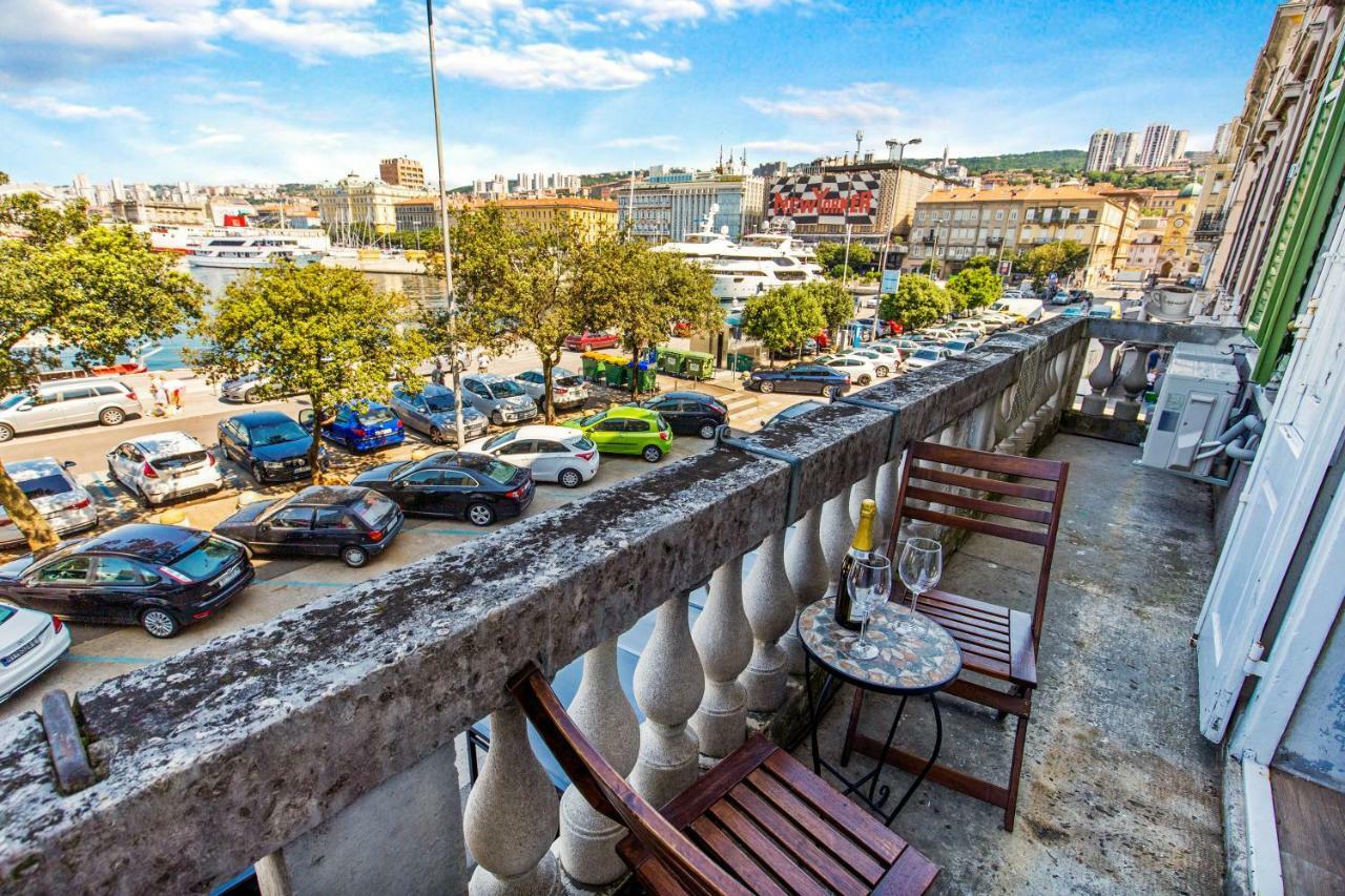 Apartment Mia Rijeka Extérieur photo